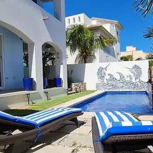 Villa Casa Reyes Stunning Rooftop Oceanview, Isla Mujeres